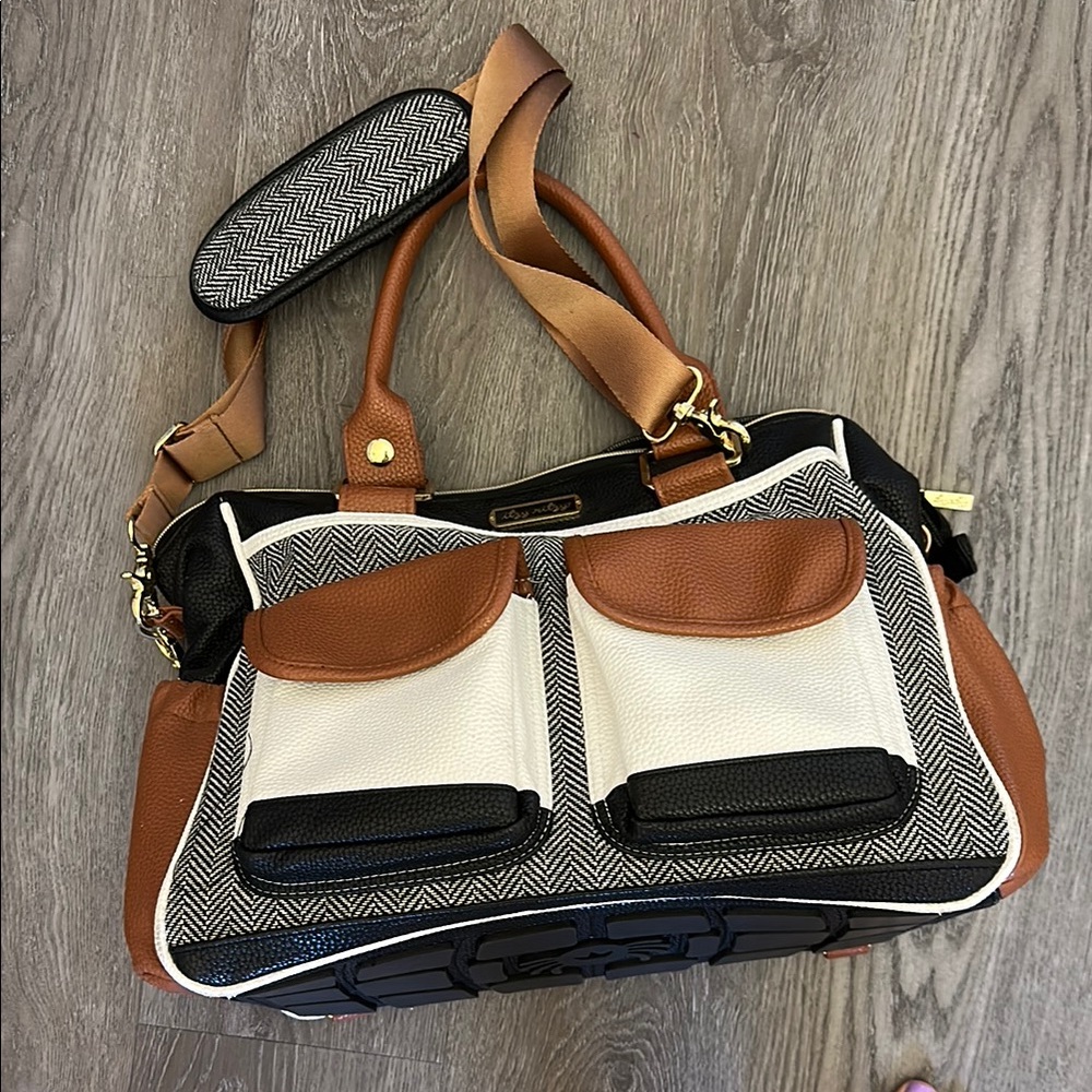 Itzy Ritzy Brown, Black, and White Baby Bag